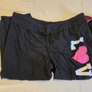 No Boundaries Black Love Heart Sweatpants XL 15-17